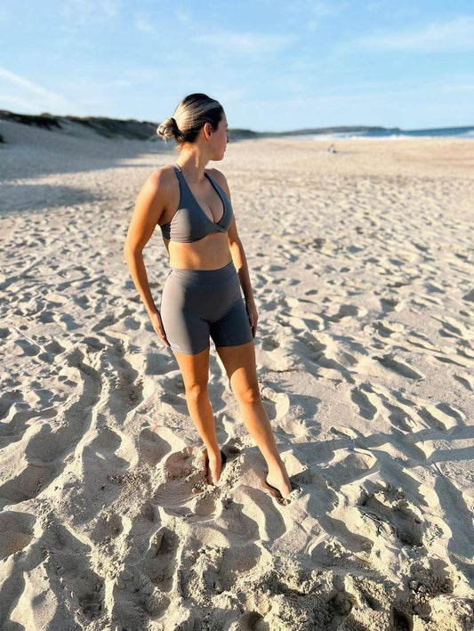 Scrunch V Back Georgia Set